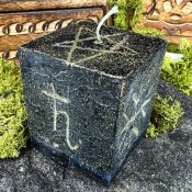 Protection in all directions Spell Candle / 6x6x7,5cm