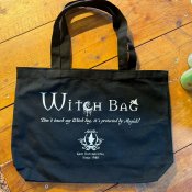 Cool häxig axelväska i slitstarkt bomullstyg 45x33cm