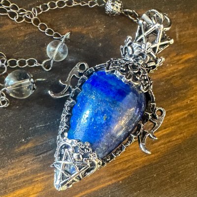 Vacker pendel och hals smycke med Lapis Lazuli Kani NaturApotek