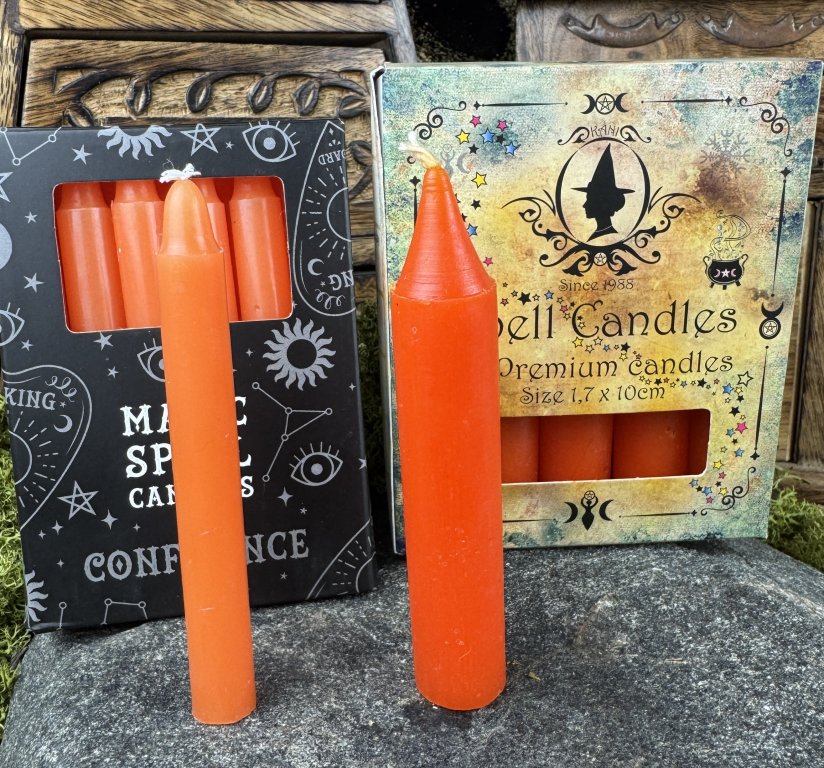 Kani Spell candles till höger